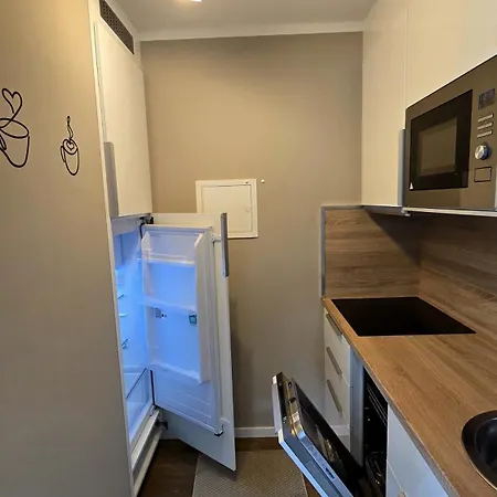 Apartment Pollig